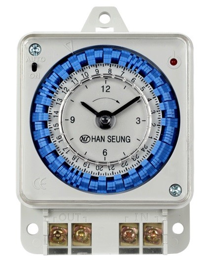 HTS-24BS. Công tắc thời gian, c/trình 24h, 144 đoạn, pin 72h, gắn DIN.
